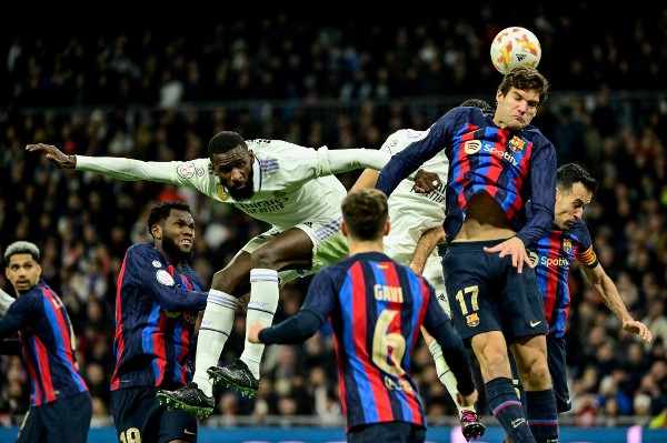 托蒂：斯帕莱蒂是一位优秀的教练；我们还没有谈过曾经的不快