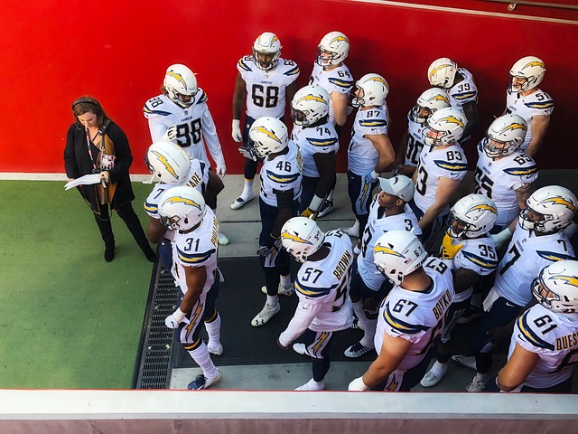 他在自己 他在自己